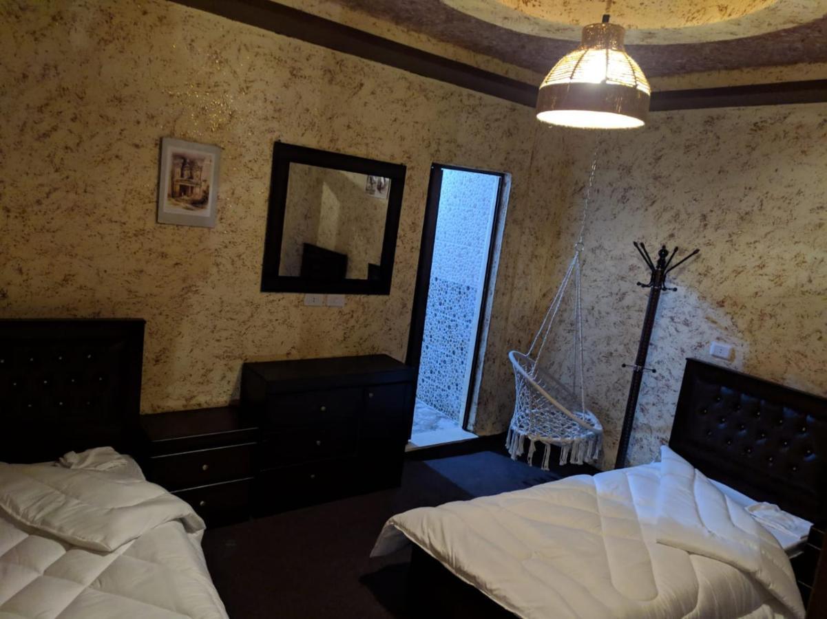 Guest House Attallah Wadi Musa Ngoại thất bức ảnh