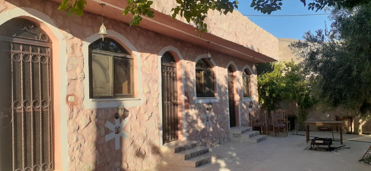Guest House Attallah Wadi Musa Ngoại thất bức ảnh